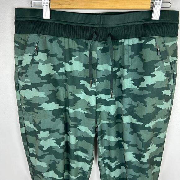 Kyodan Green Camouflage Capri Pants Large - Picture 3 of 13